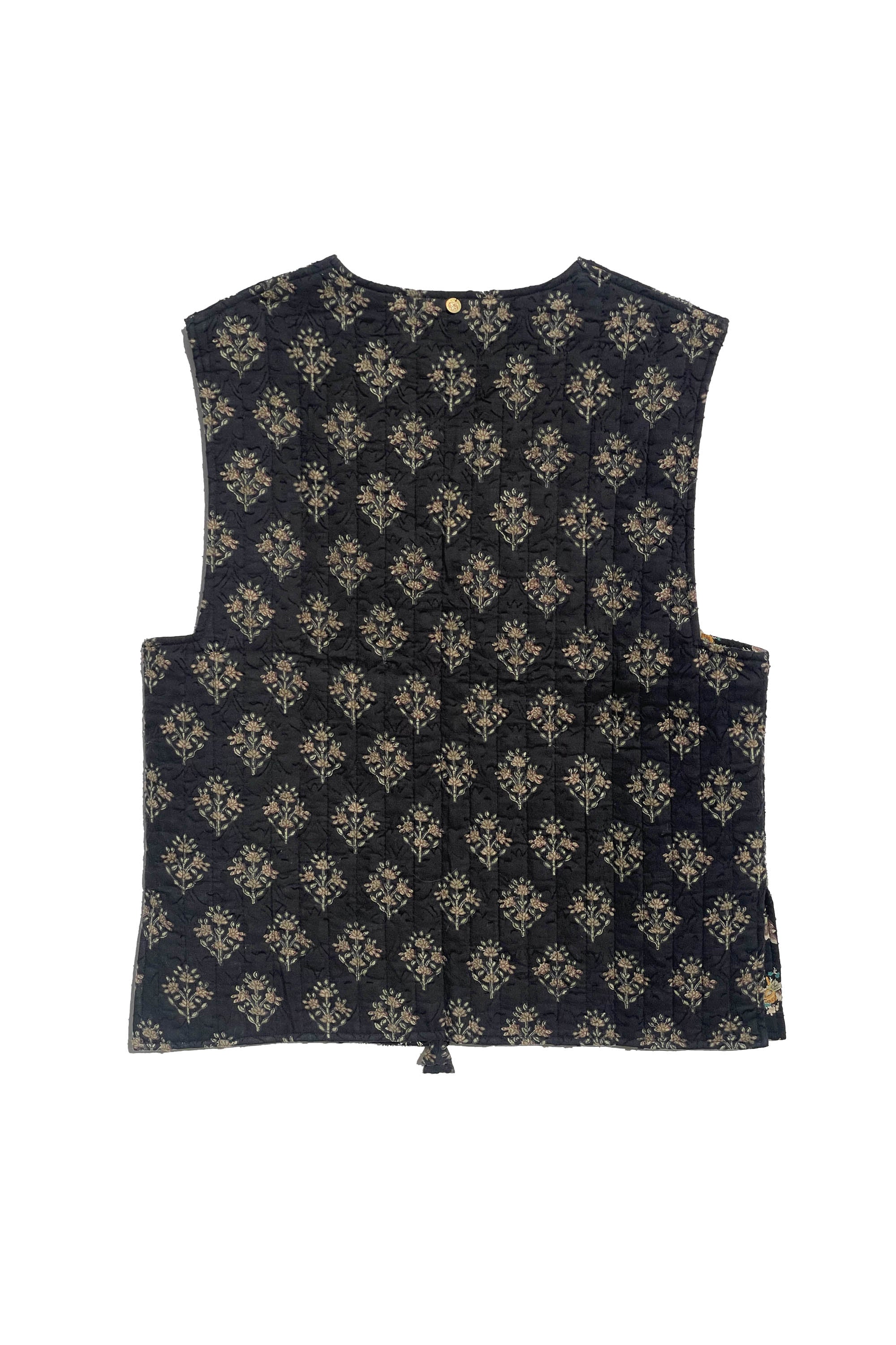 Chino Vest – Quilted Jacquard Elegance by Antik Batik