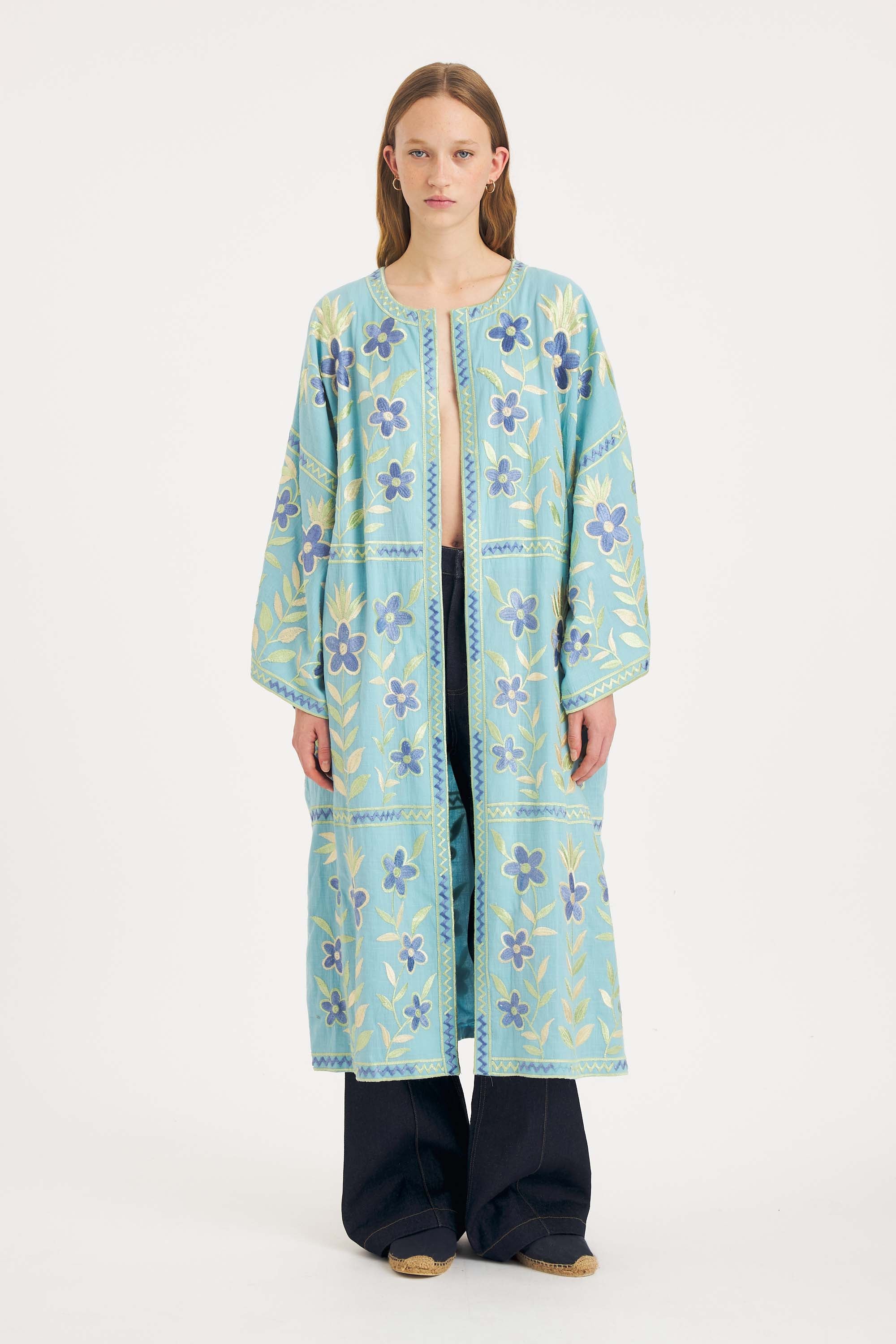 Carioca Kaftan – Cotton, Floral Embroidery, Blue | Antik Batik