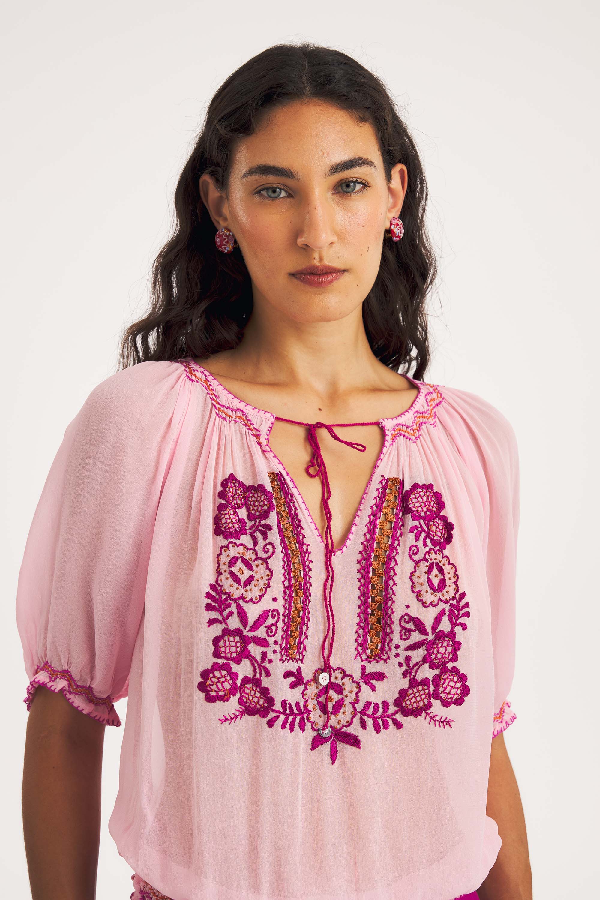 Top Delia – Hand-Embroidered Viscose Crêpe | Antik Batik