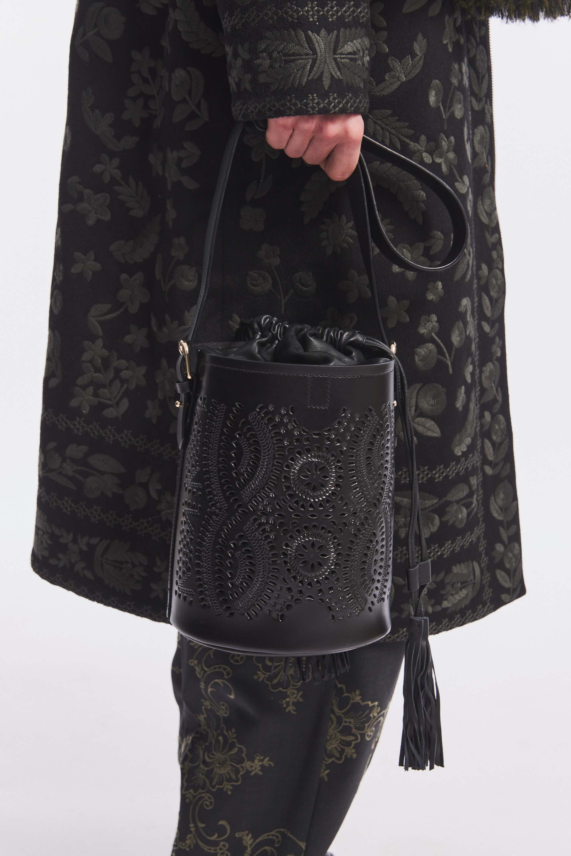 GALY1BUC-BLACK