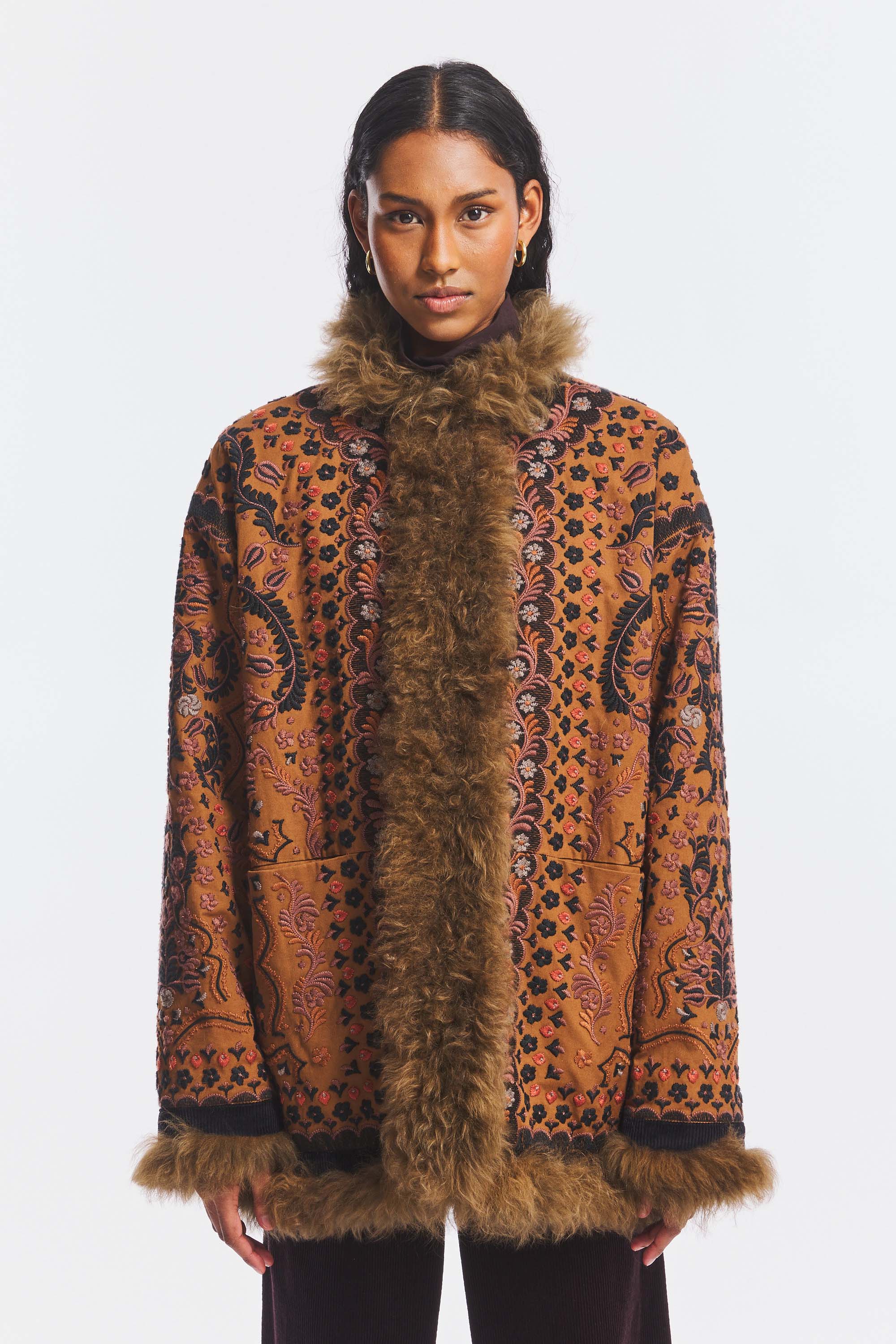 IVAN1JKT-CAMEL