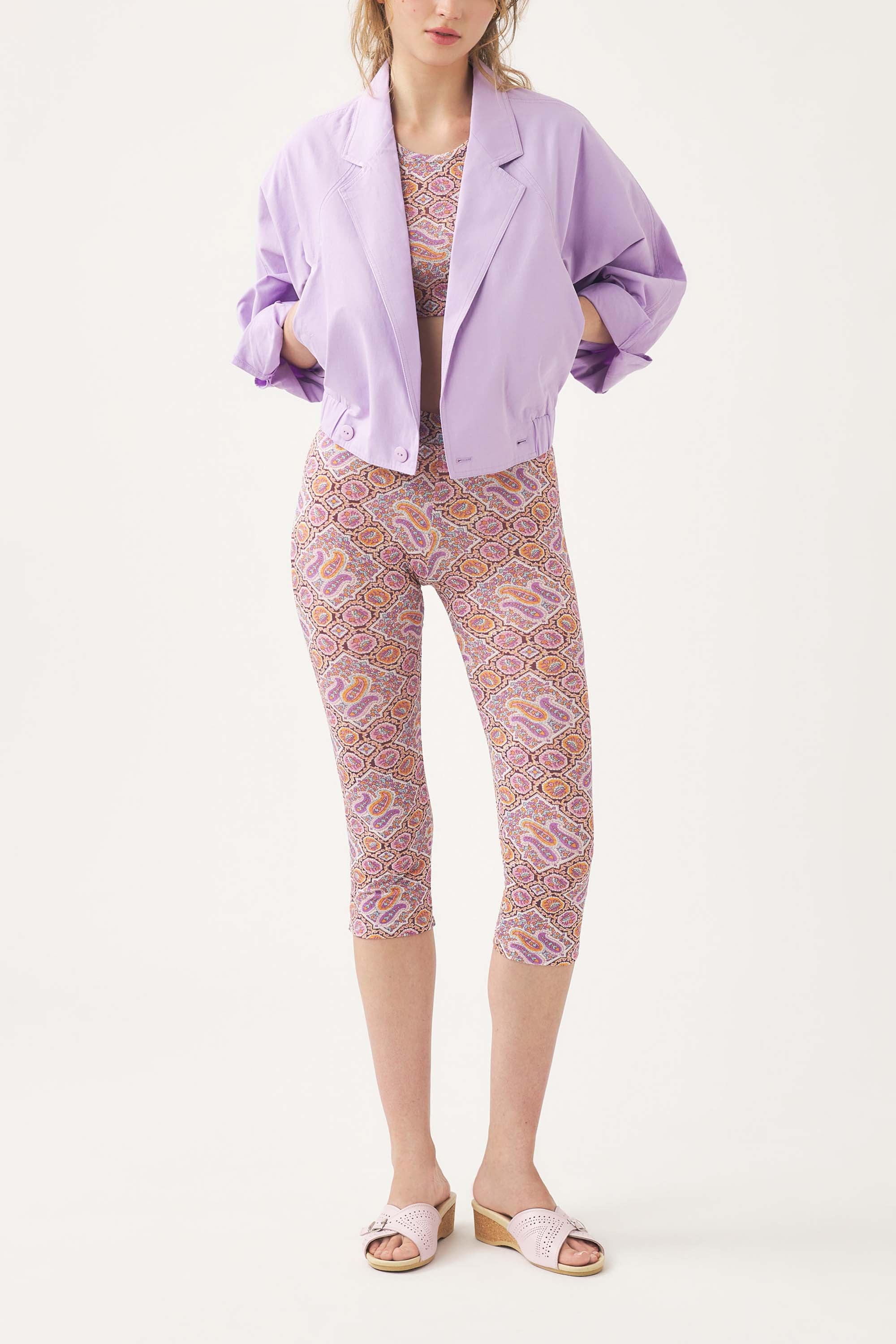 Veste brodée de fleurs Kimi