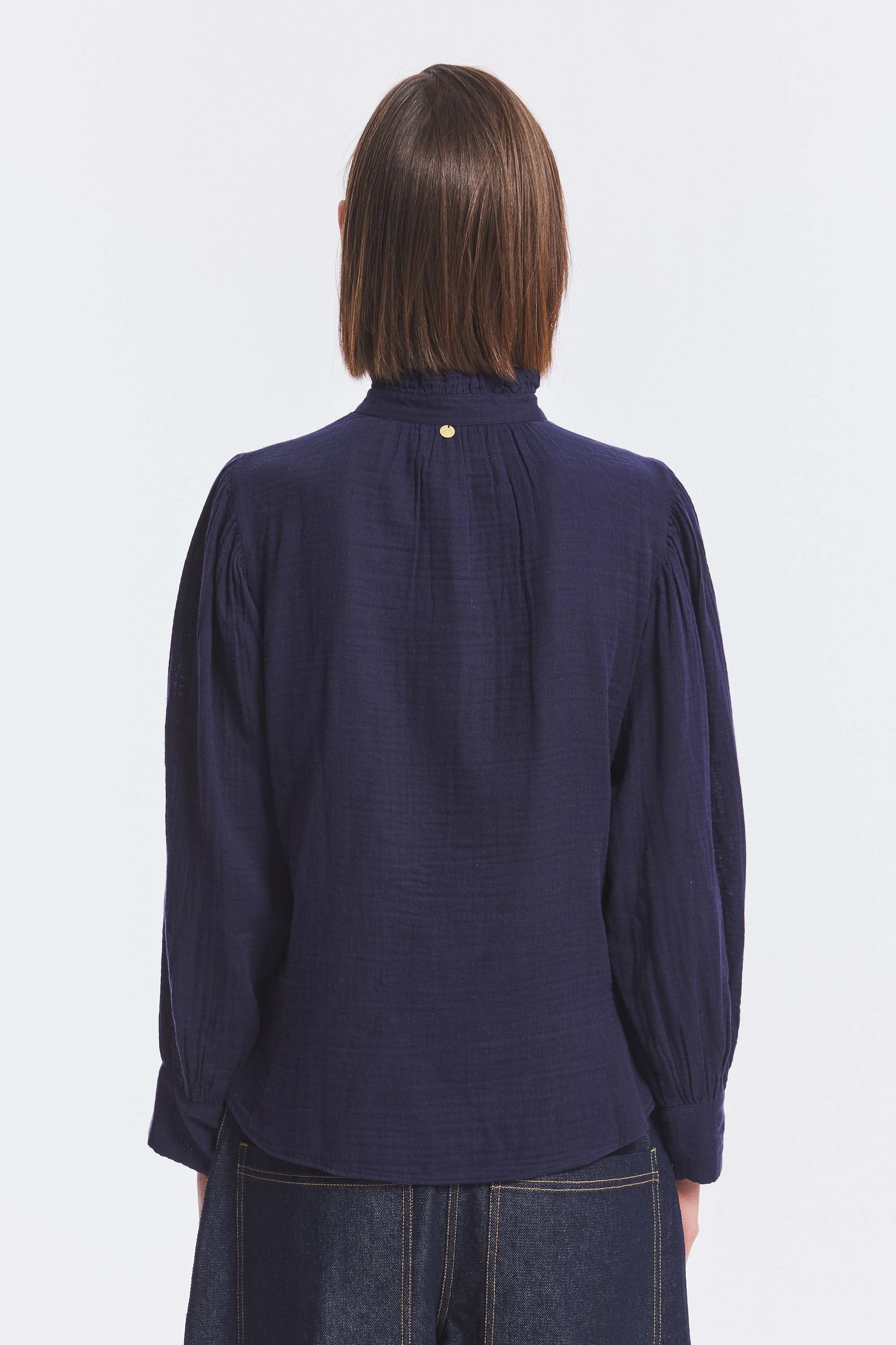 MAYNARD1BLO-NAVY