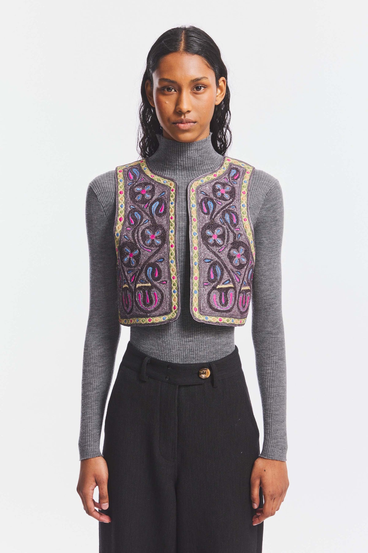 MOUNA1GIL-NAVY