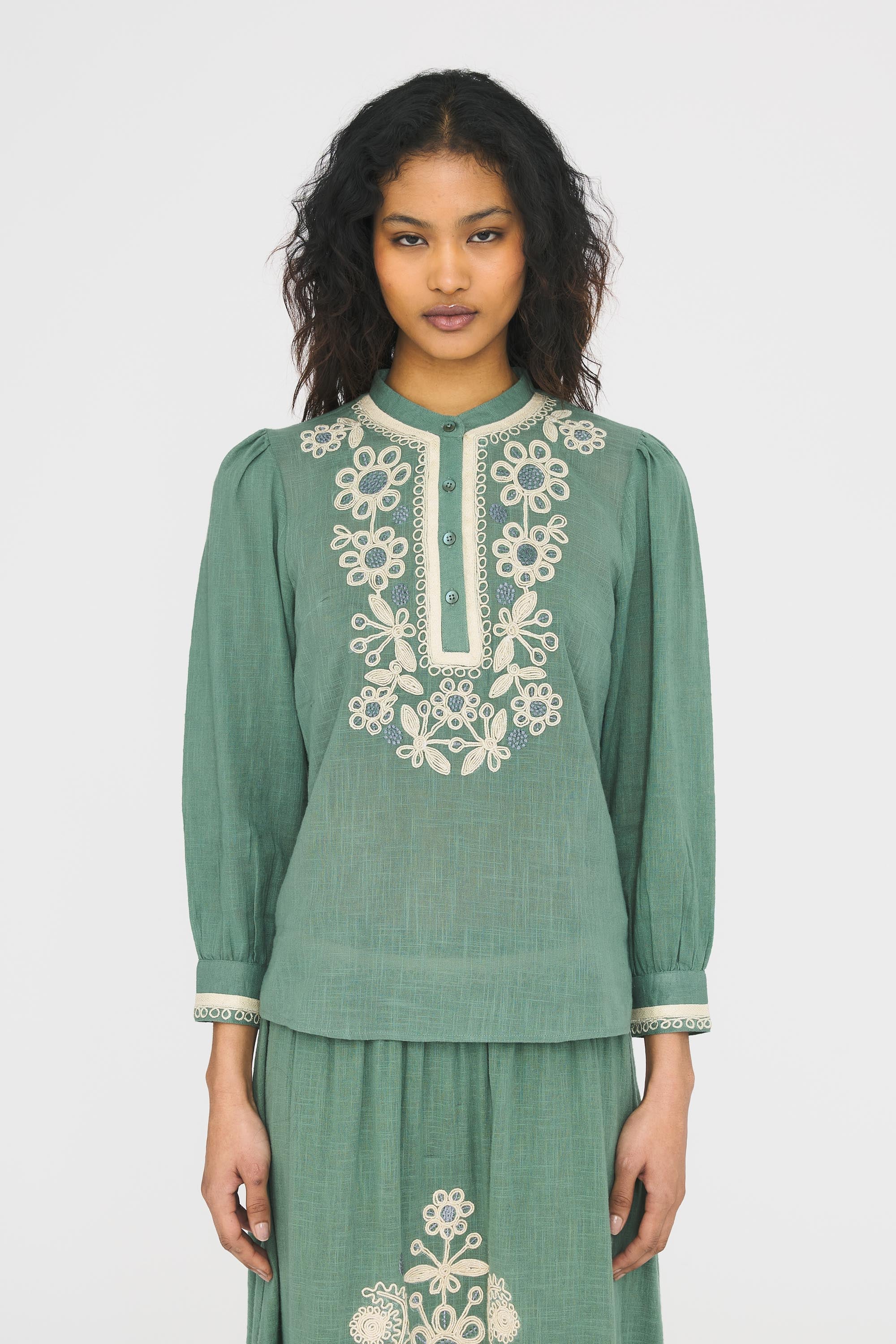 Nohi blouse