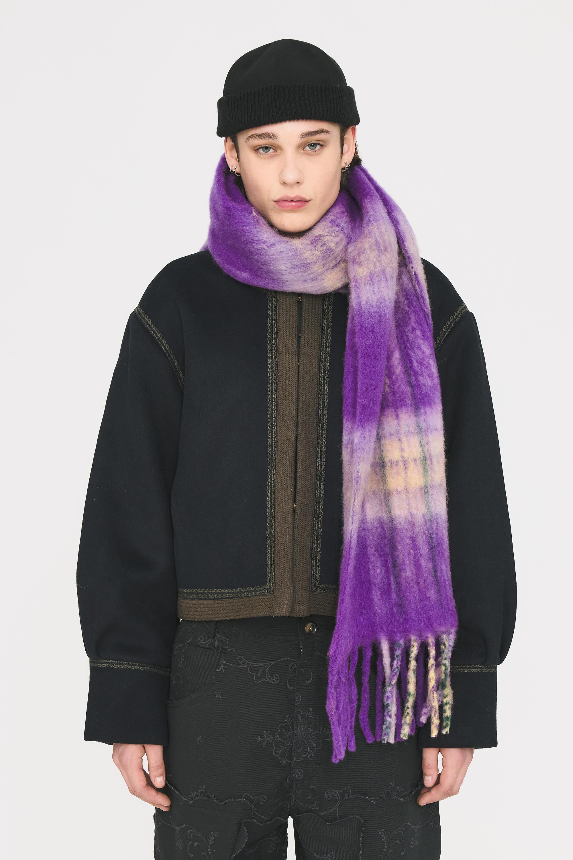 Scarvis Scarf Man