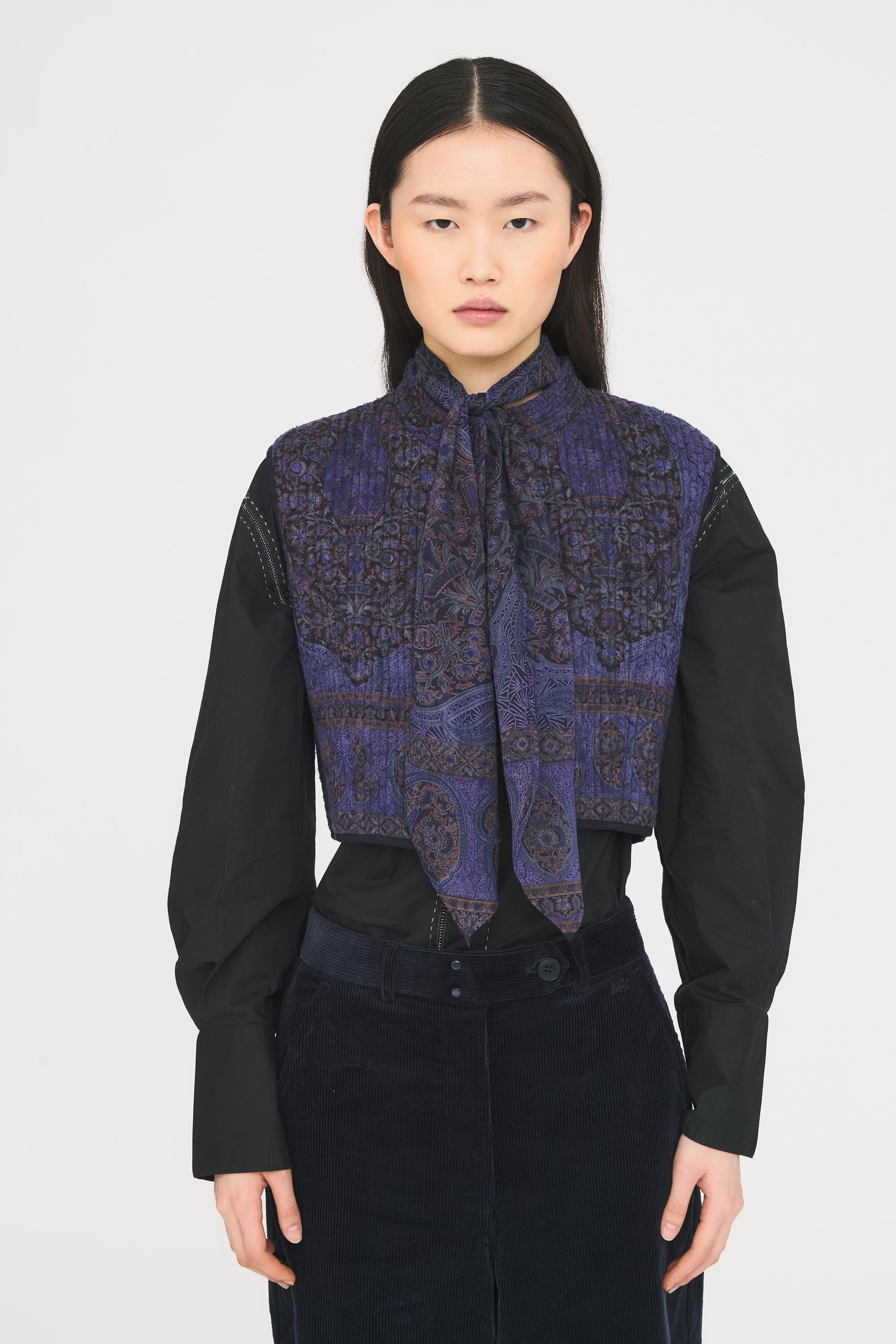 Tamari vest