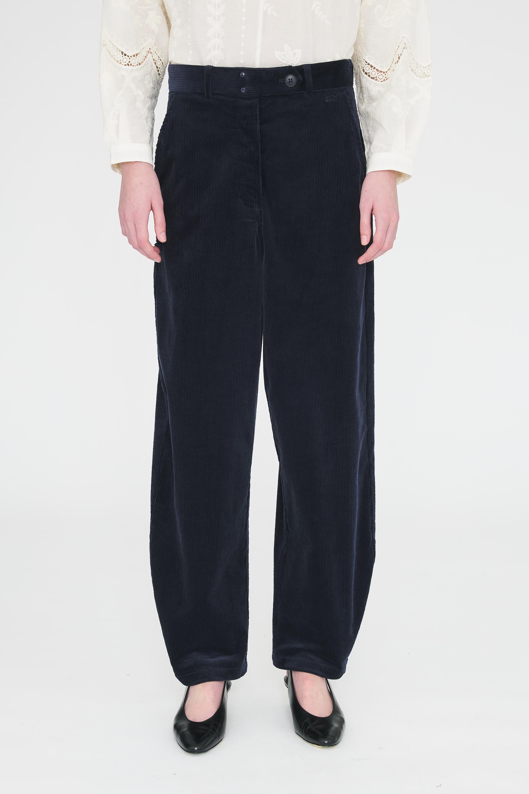 Tilto rounded pants