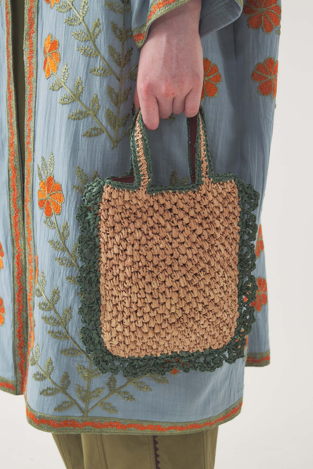 Antik Batik Mini Tote Ava - Handwoven Raffia Elegance