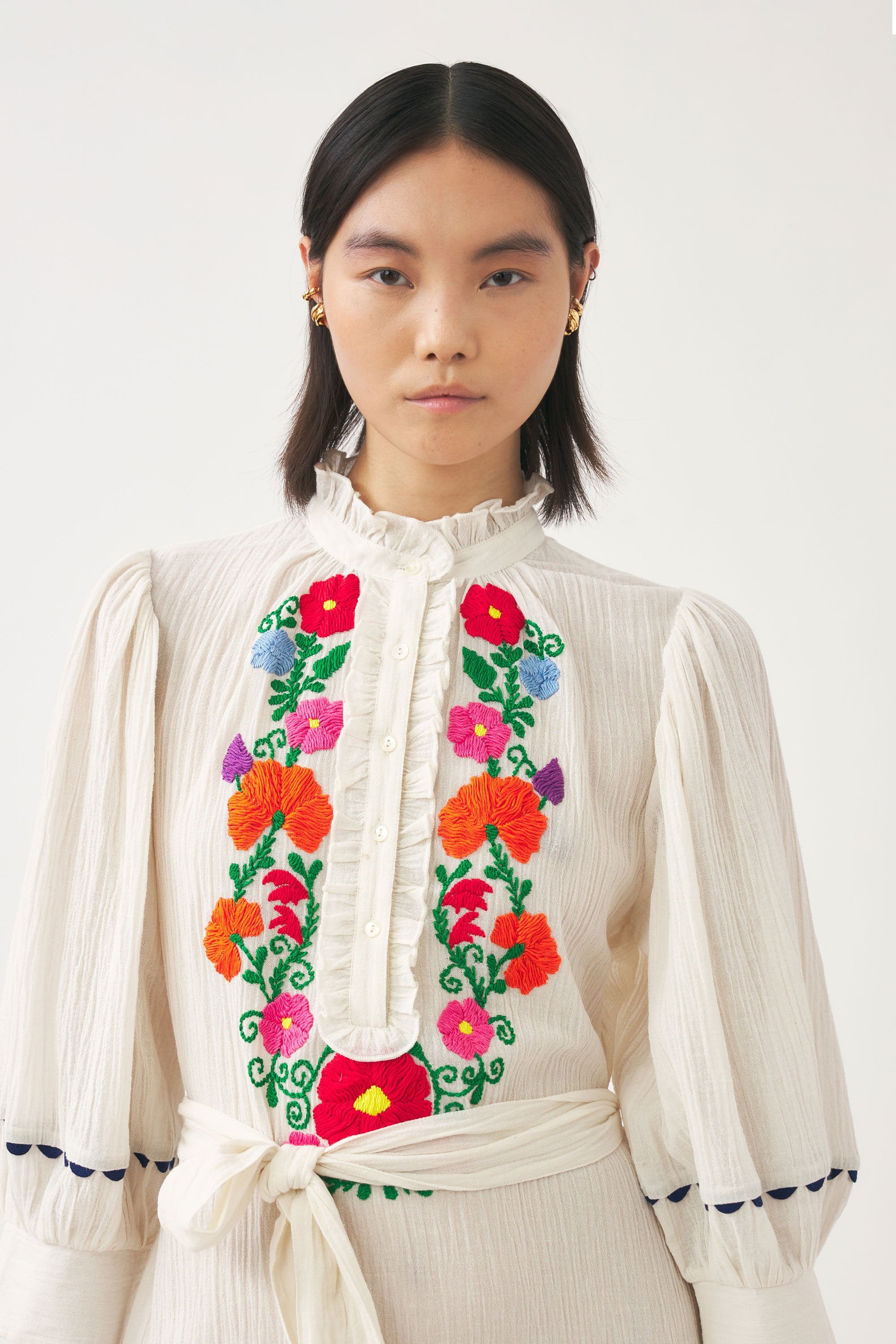 Robe longue brodée à la main Clotilda