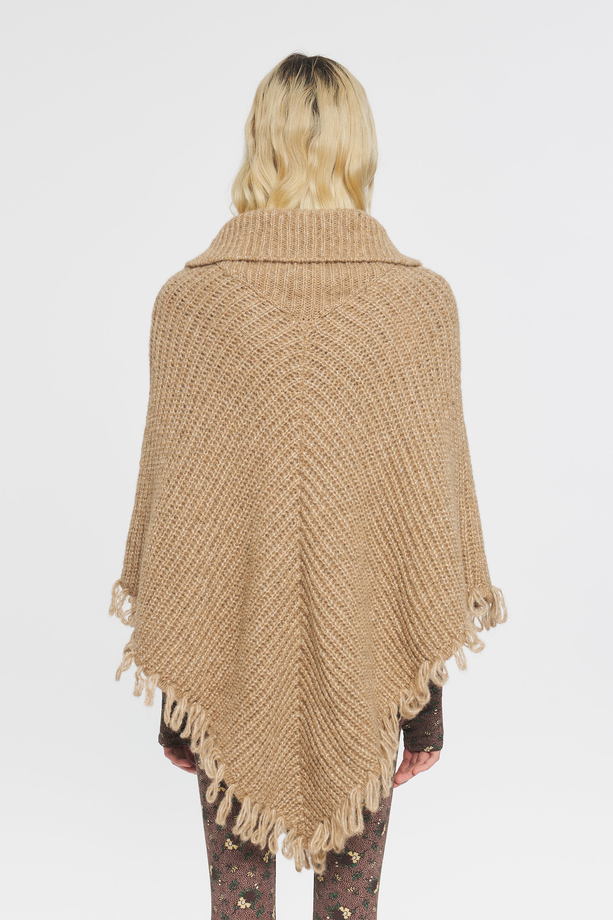 Poncho Cuzco