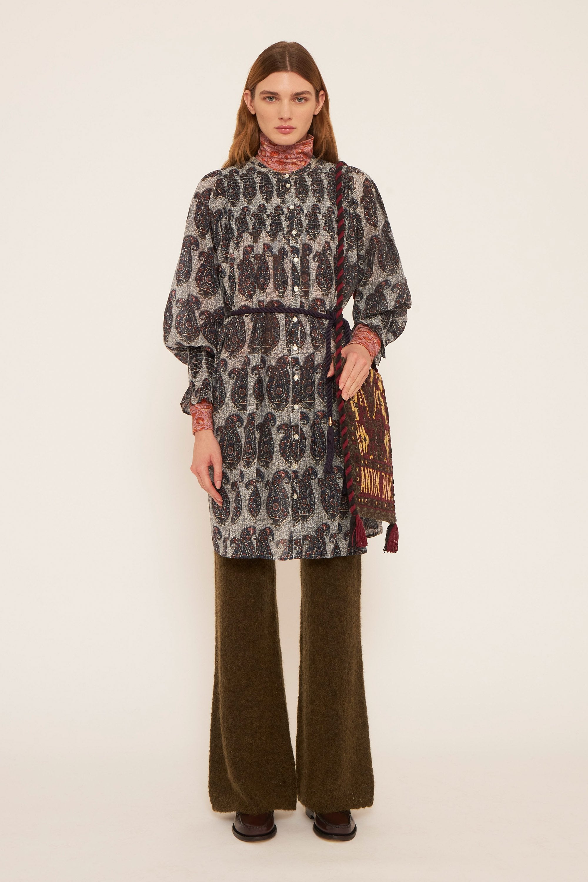 Robe Elia
