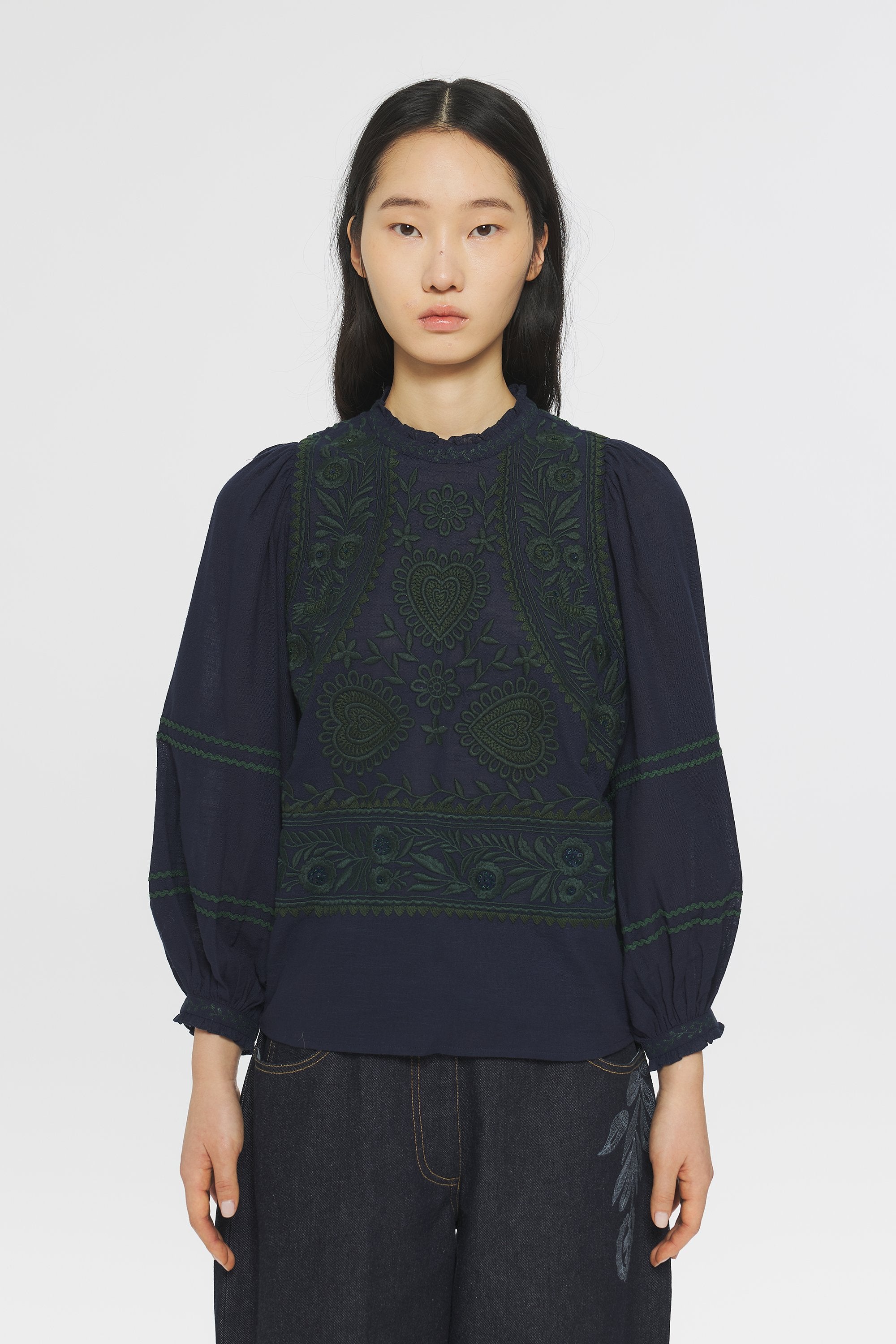 Blouse brodée Hugarian
