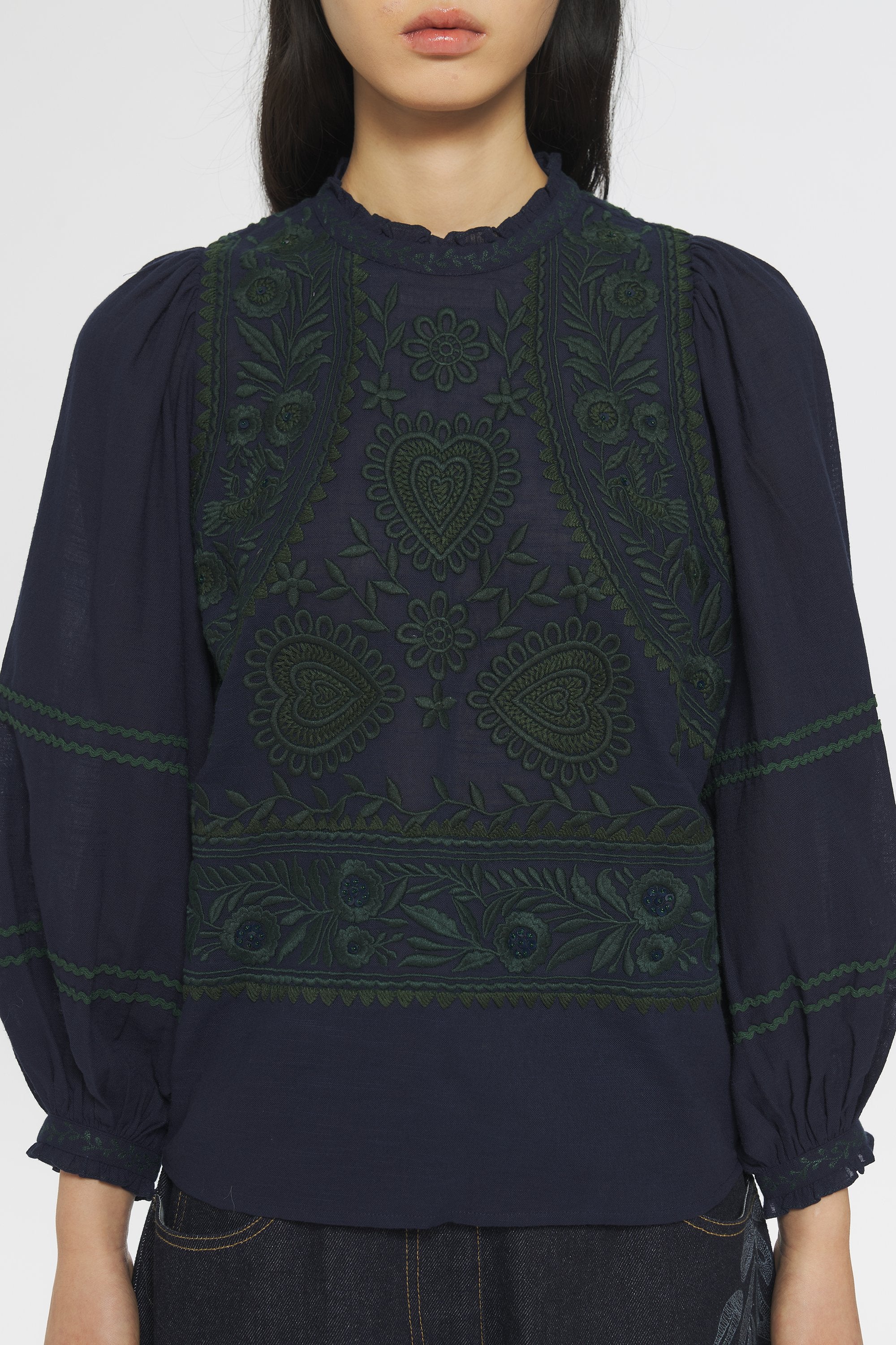 Blouse brodée Hugarian