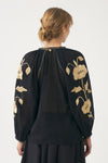 Bluse mit handgearbeiteter Stickerei aus Seidengarn Ila