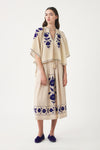 Von Hand mit Seidengarn bestickter Mini-Kaftan Ila