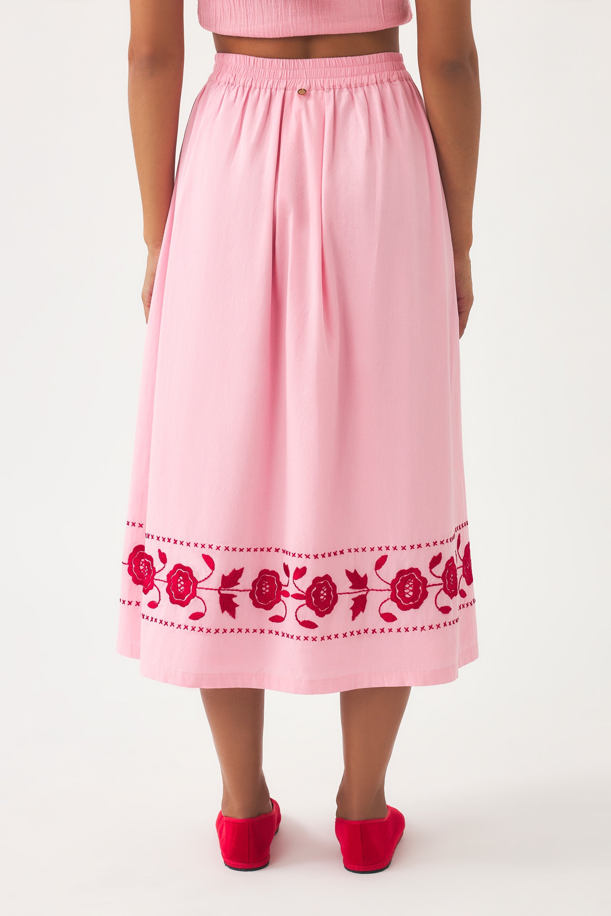 Skirt with hand-embroidered silk details Ila