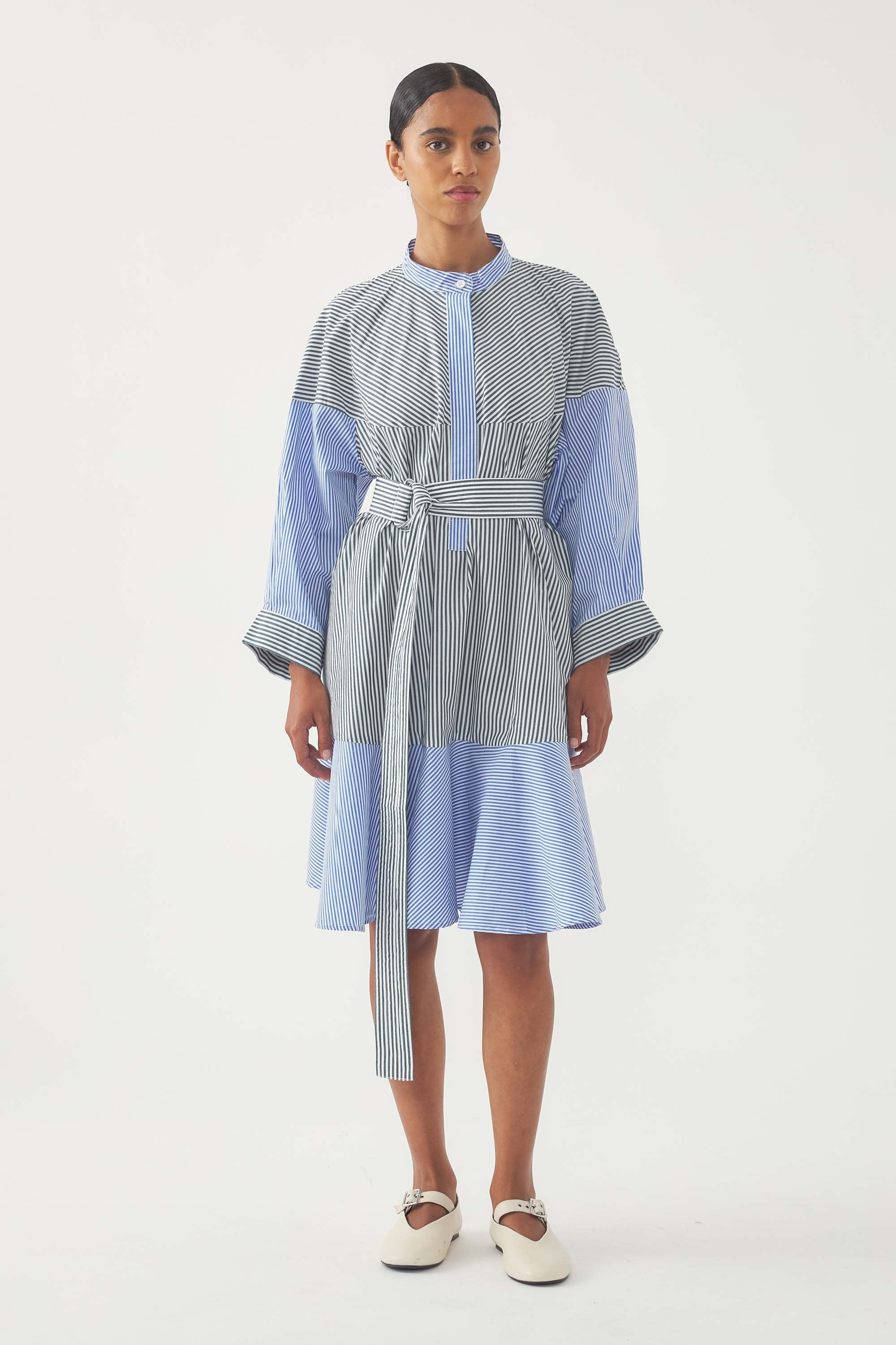Antik Batik Dress Martin - Elegant Striped Cotton Ensemble Antik Batik Dress Martin - Elegant Striped Cotton Ensemble