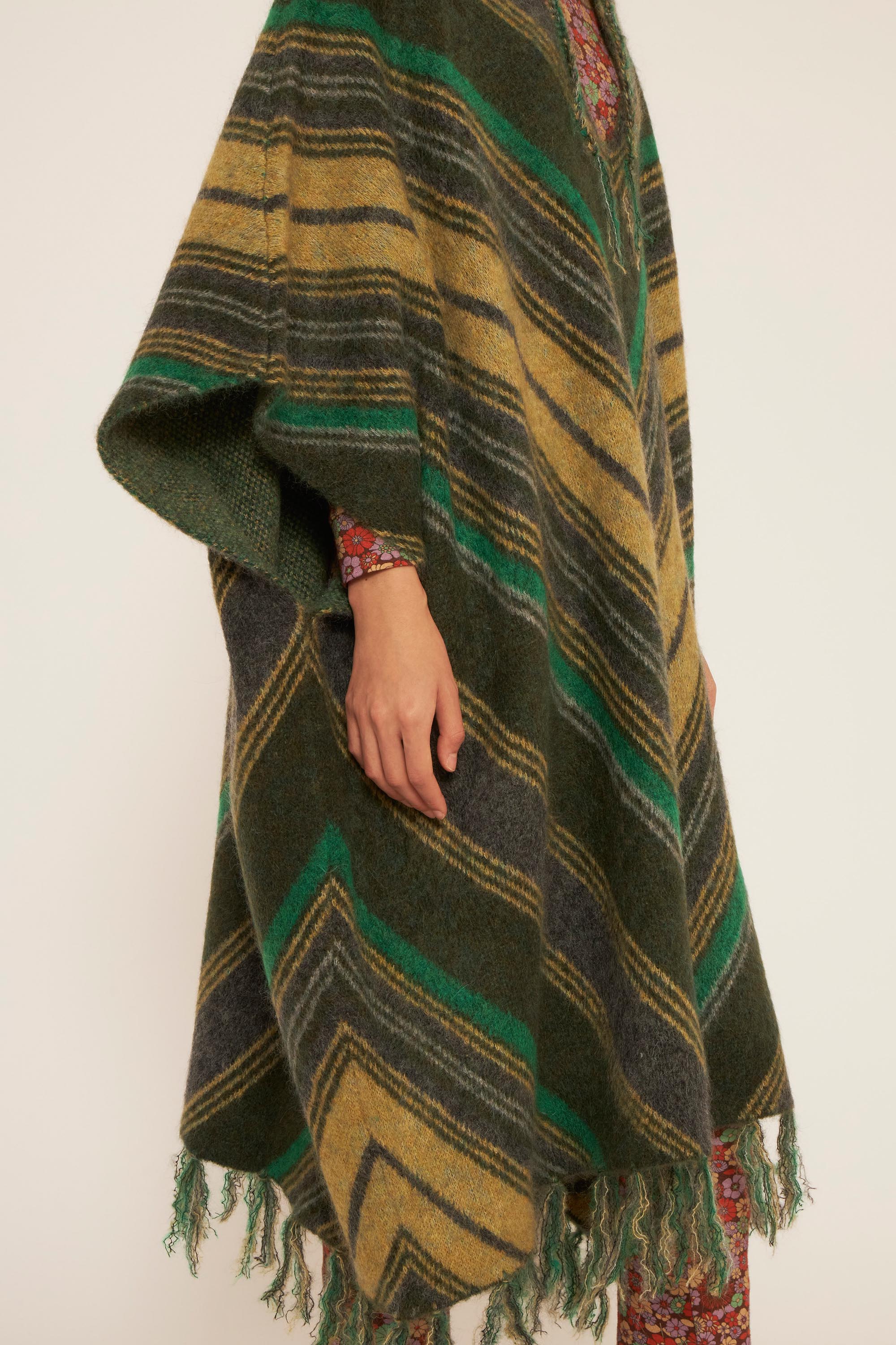 Poncho aus Mohairwolle Maya