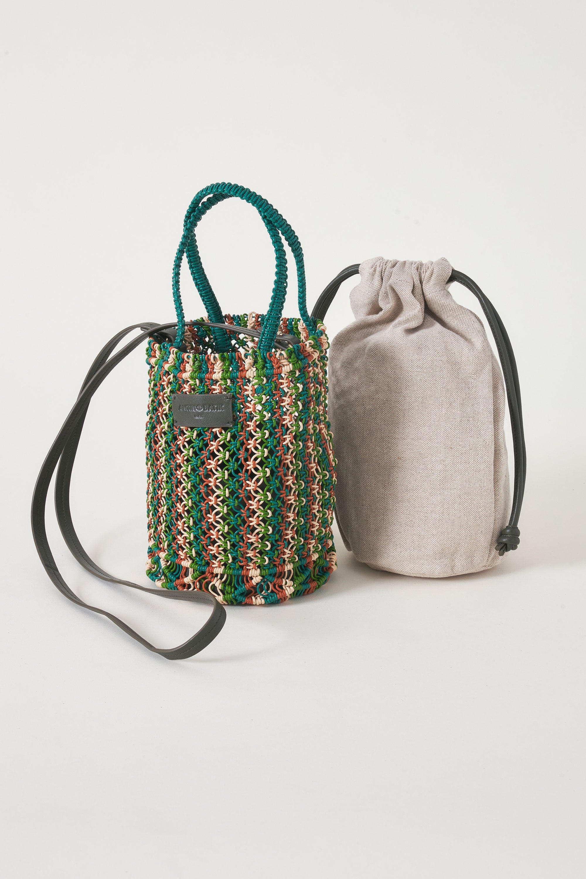 Small hand-braided leather bag Meryl