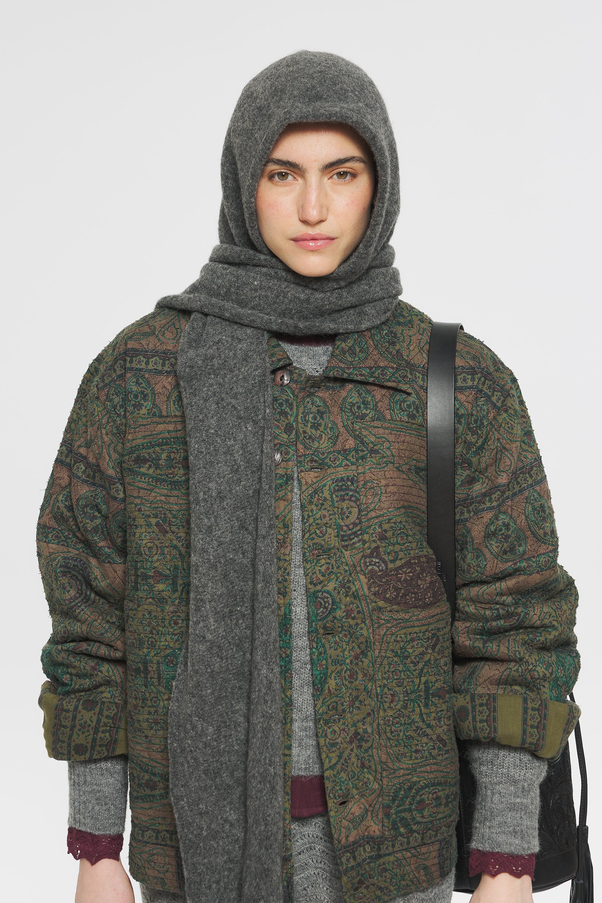 Michelle Hooded scarf