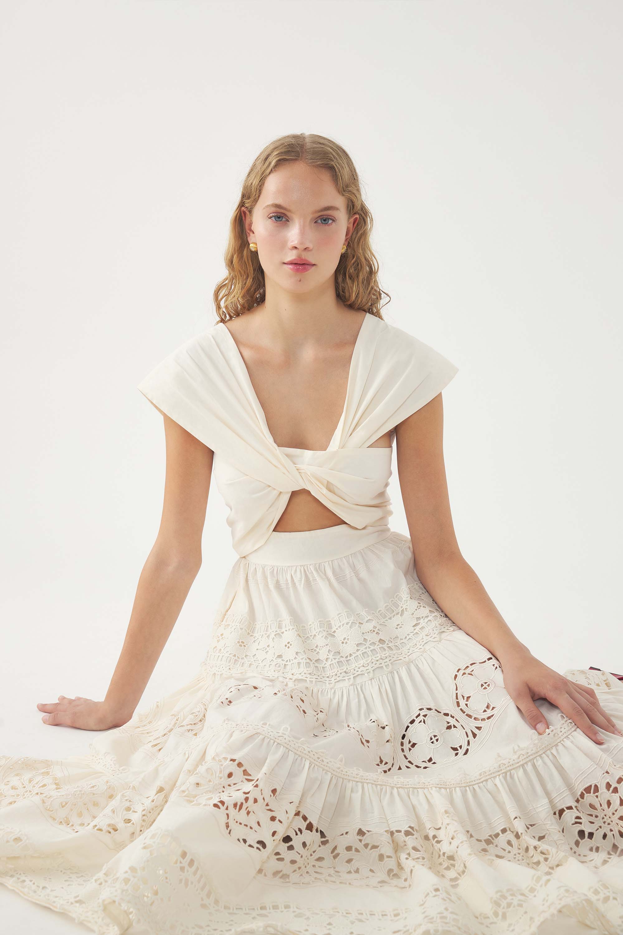 Abito cut-out ricamato Mila