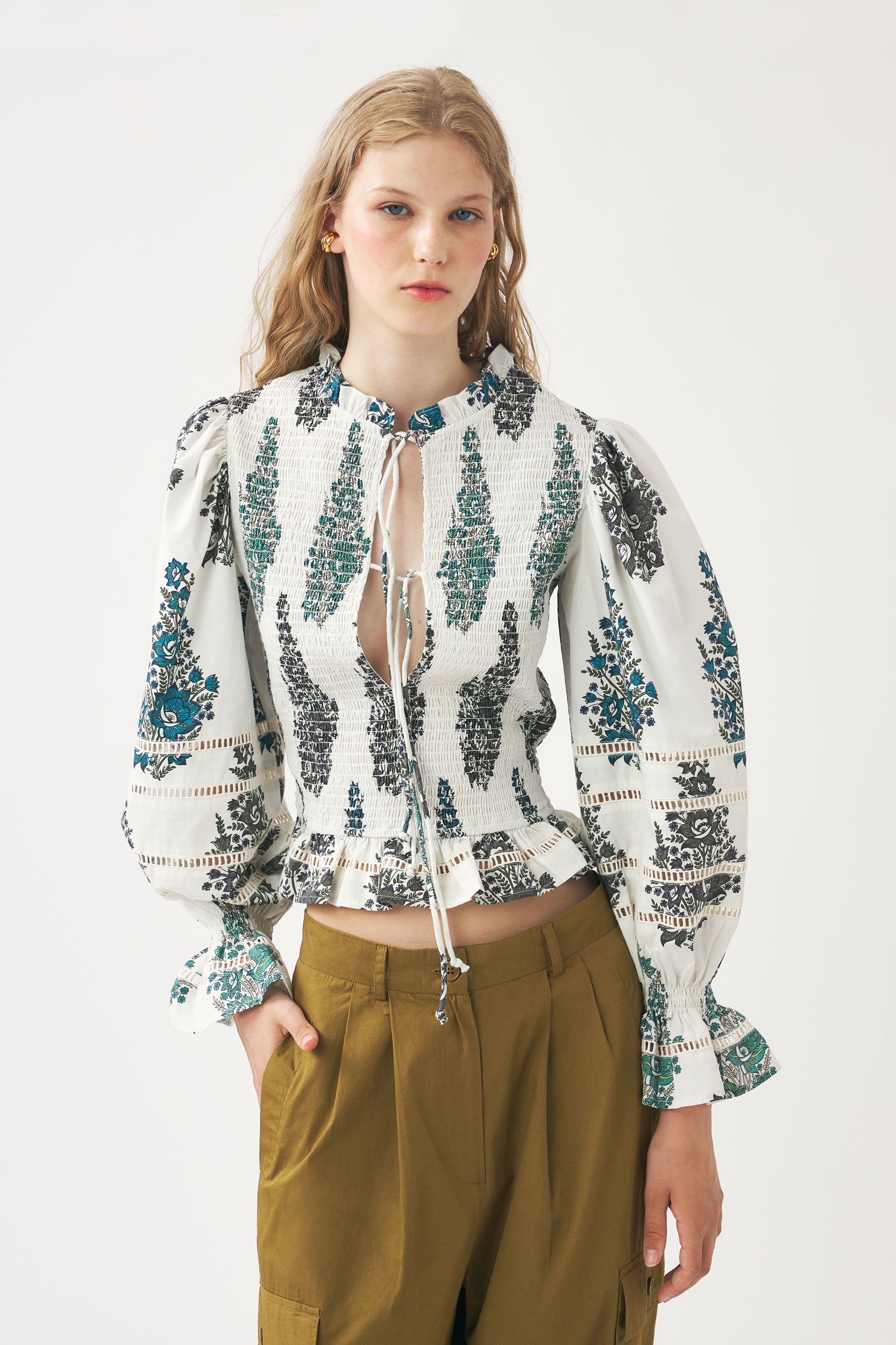 Chemisier à smocks imprimé Muguet