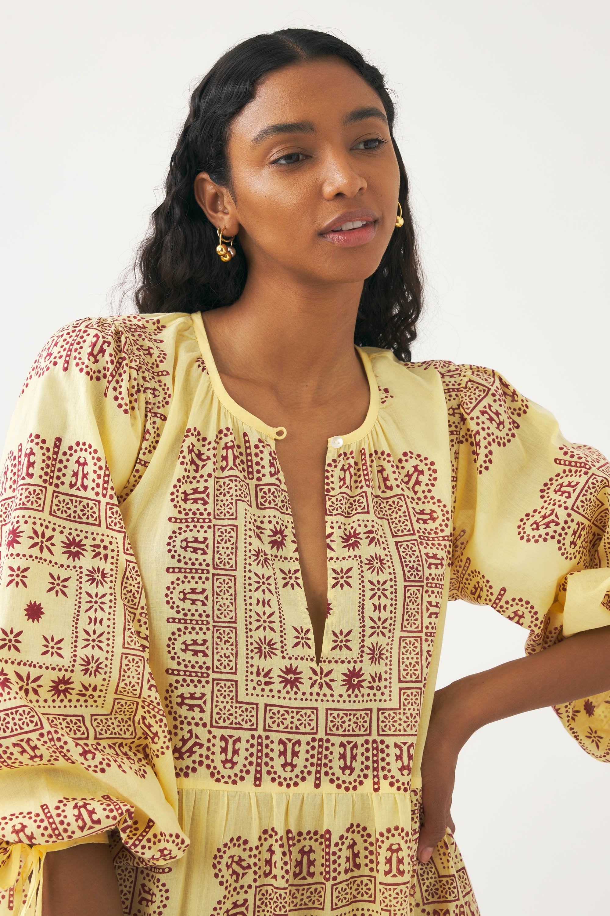 Vestido corto de voile de algodón estampado Nalii