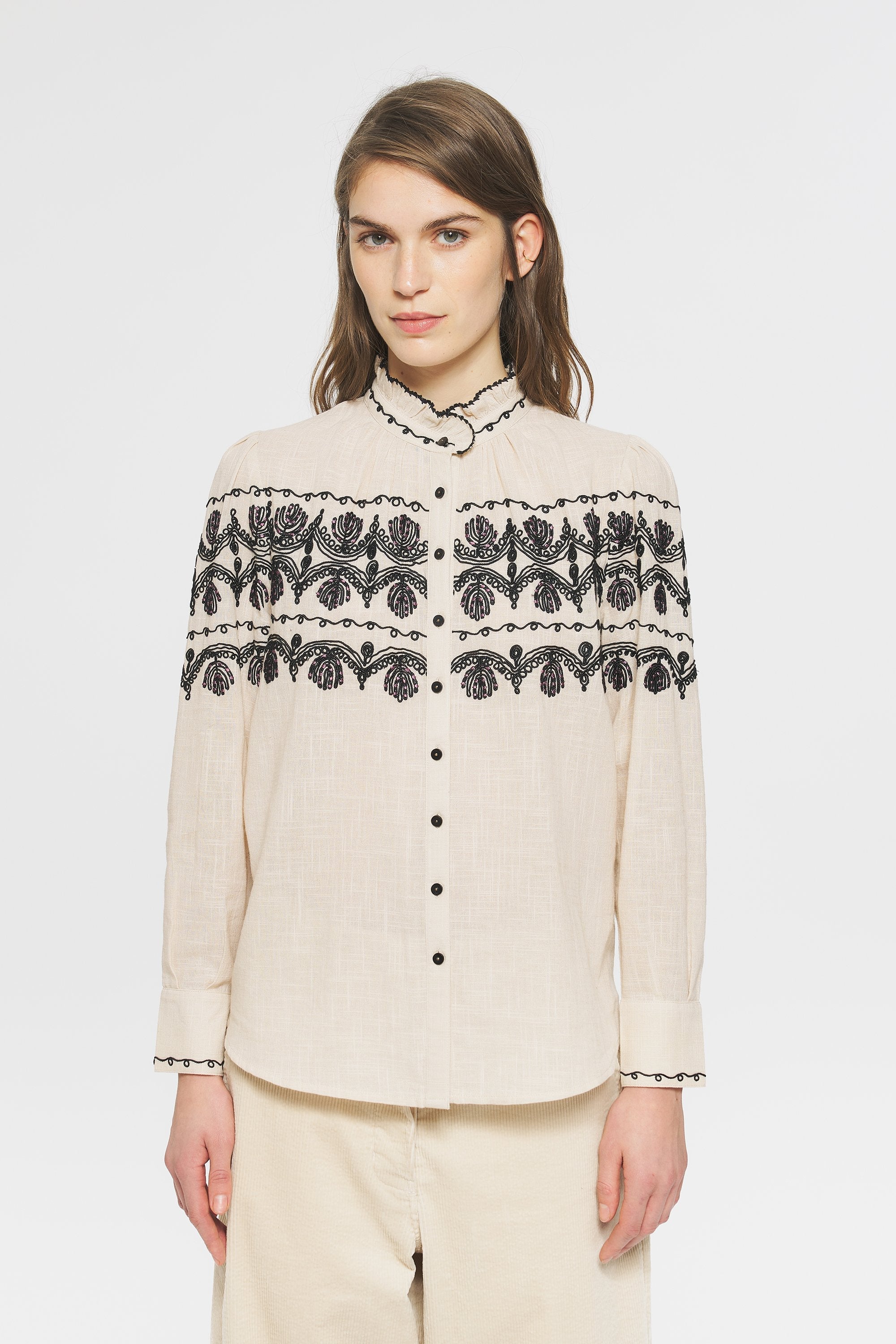 Nelly Embroidered blouse