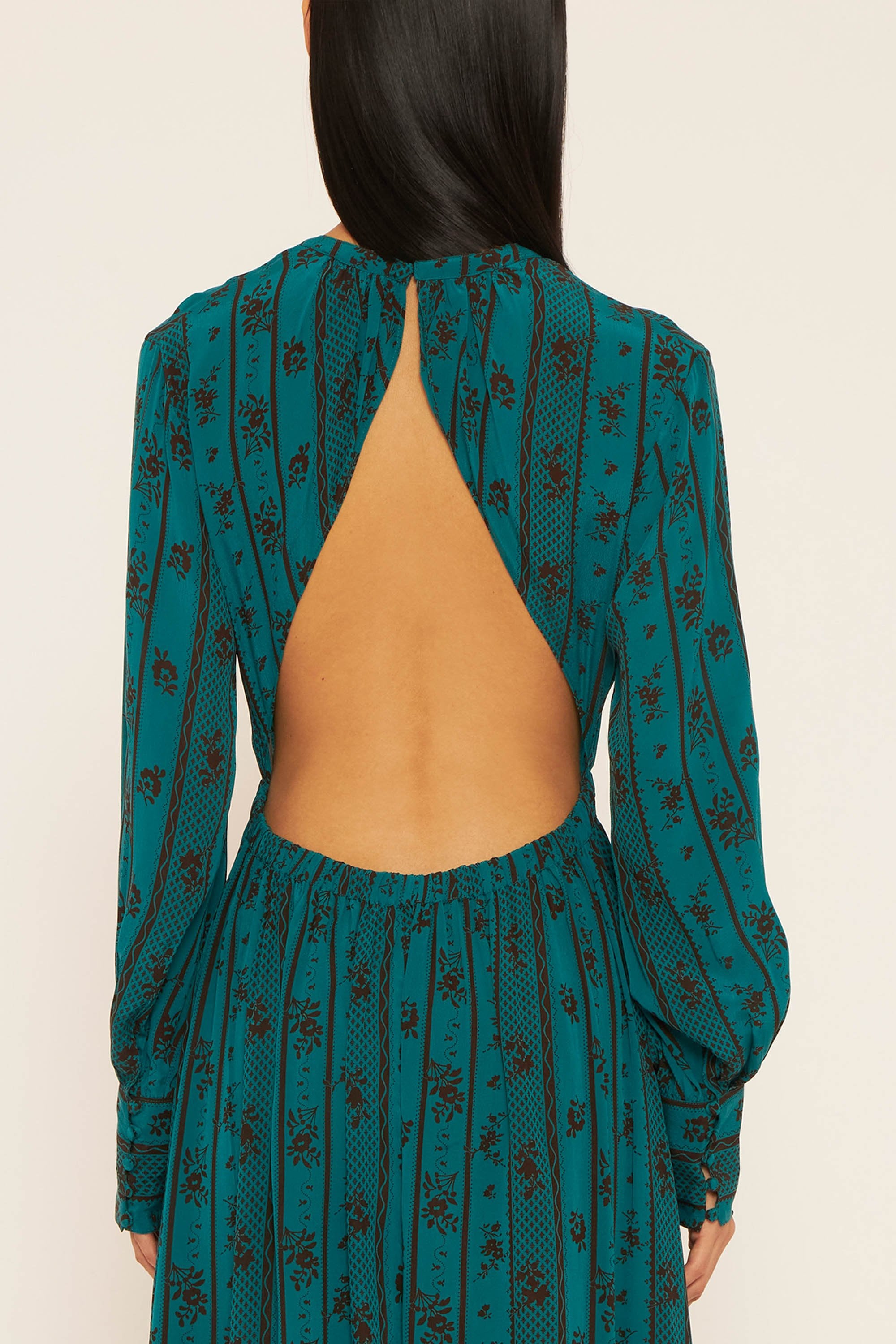 Robe Nolan