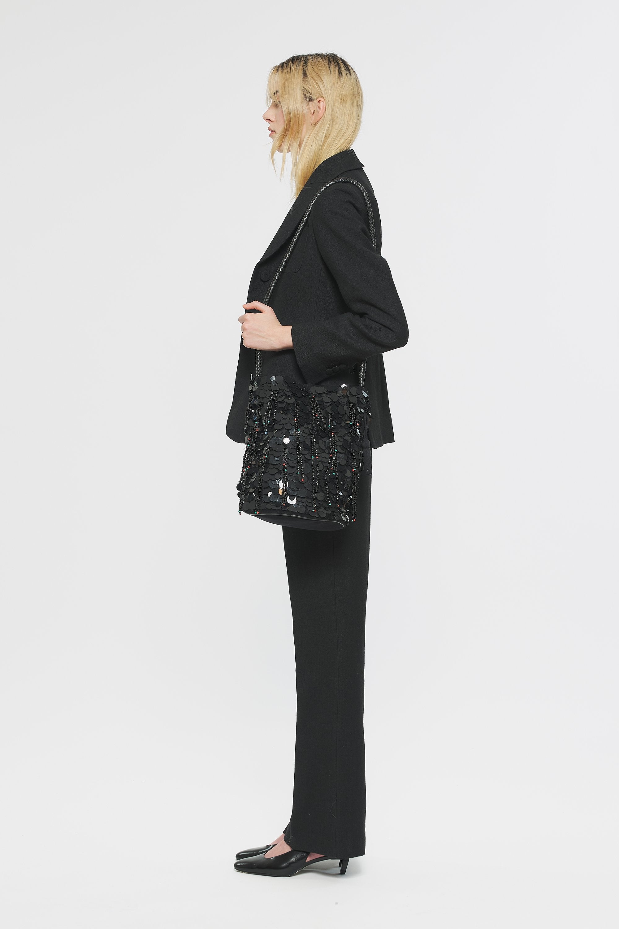 Bucket bag Patra