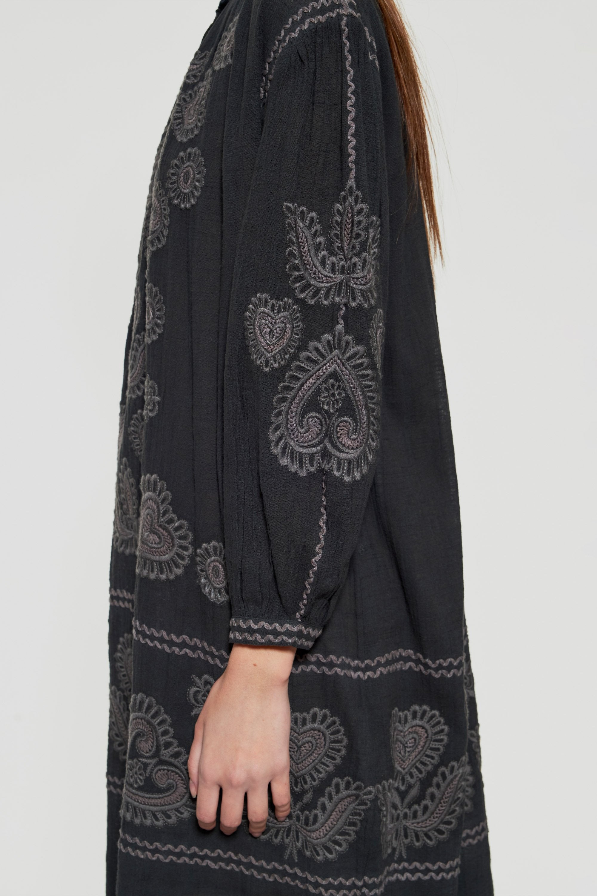 Robby embroidered dress