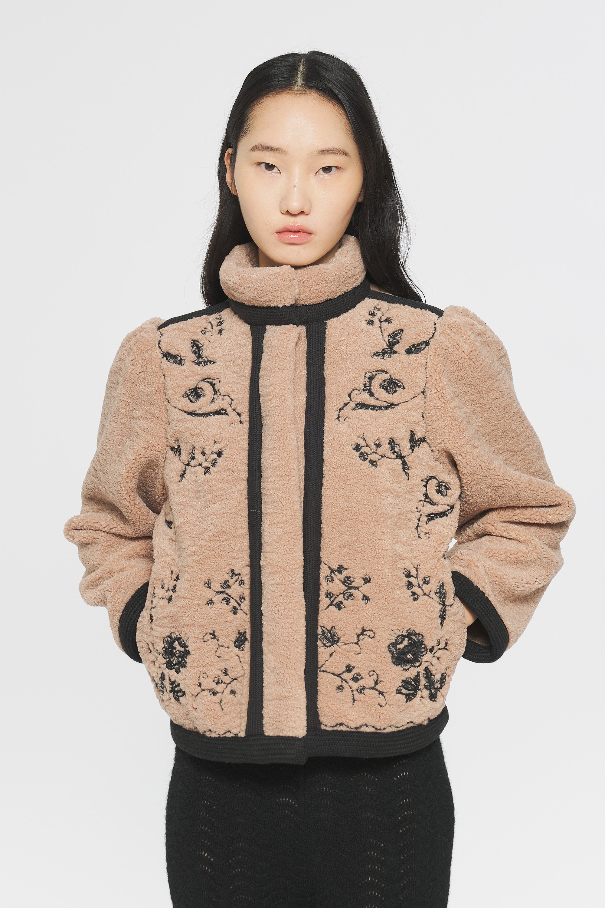 Veste brodée Saliba