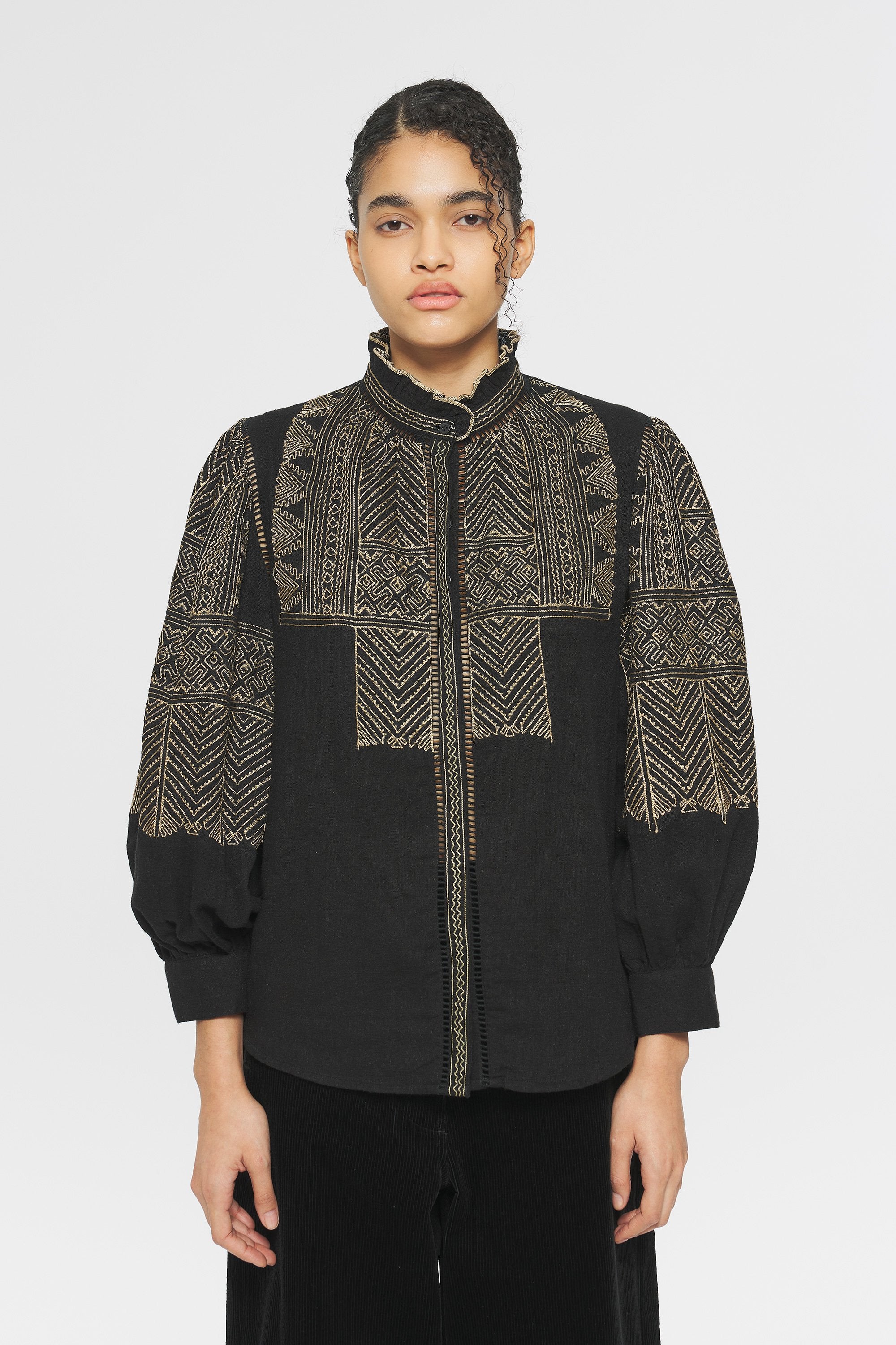 Blouse brodée Svetlana