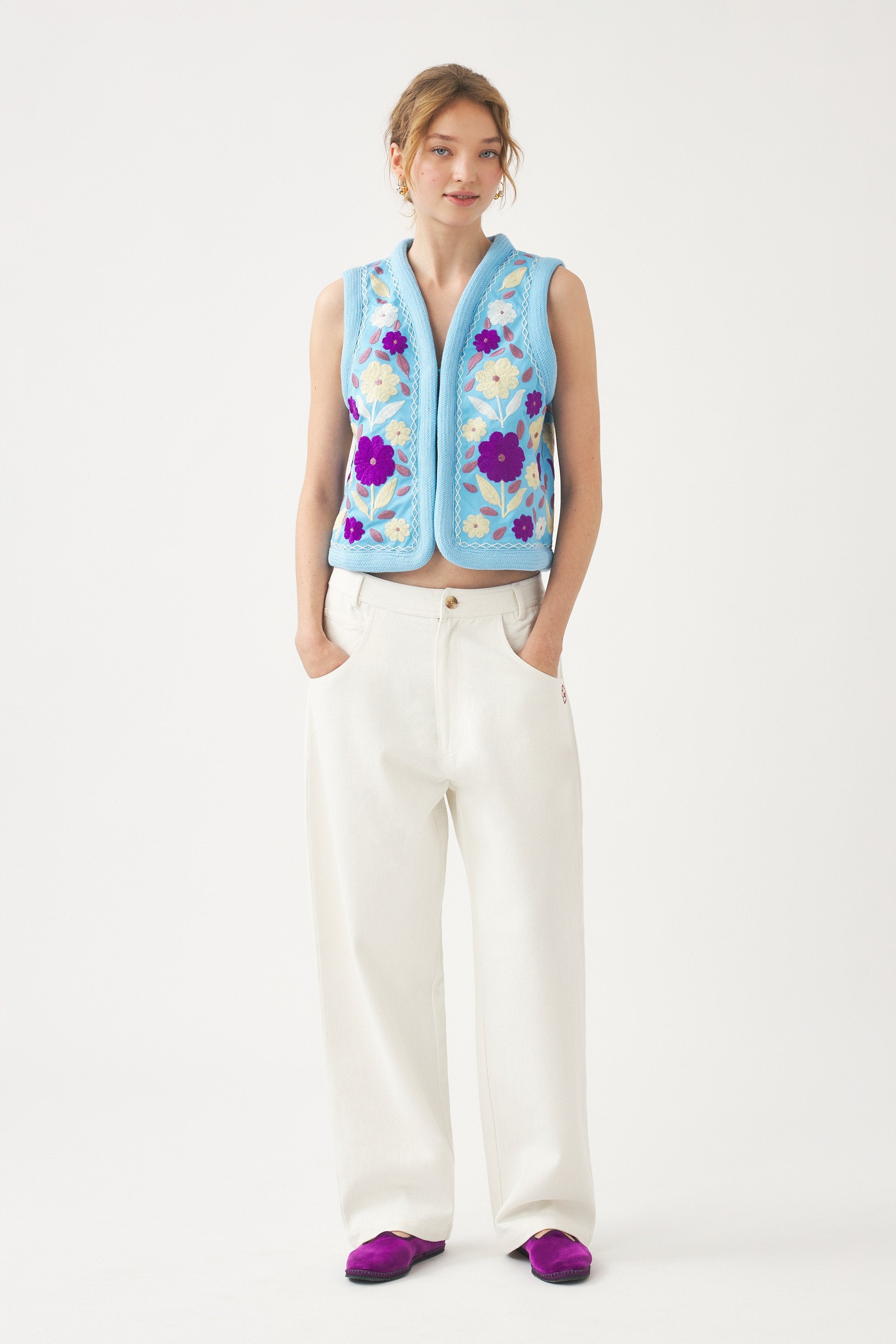 Gilet smanicato ricamato Tady