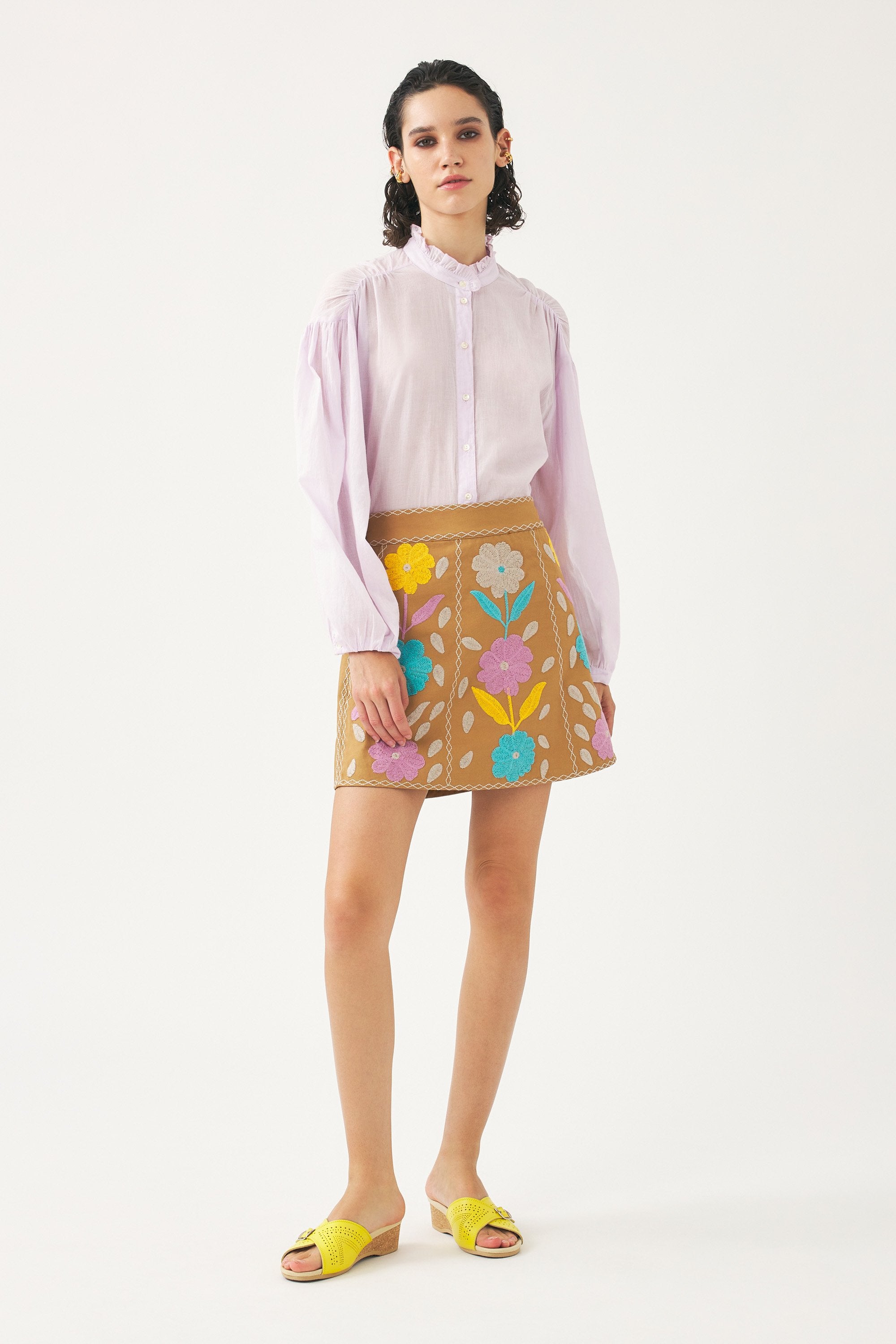 Embroidered miniskirt Tady