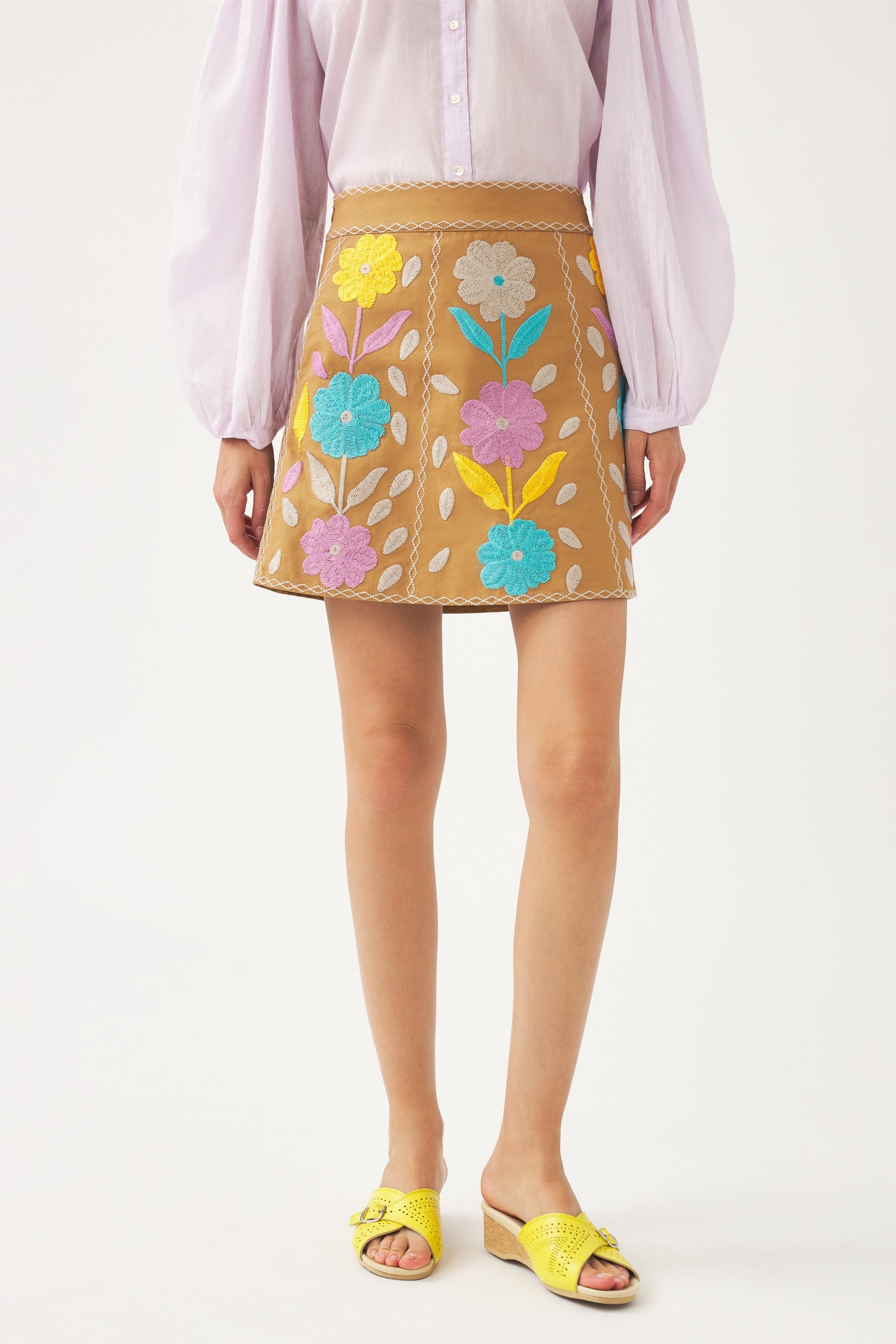 Embroidered miniskirt Tady