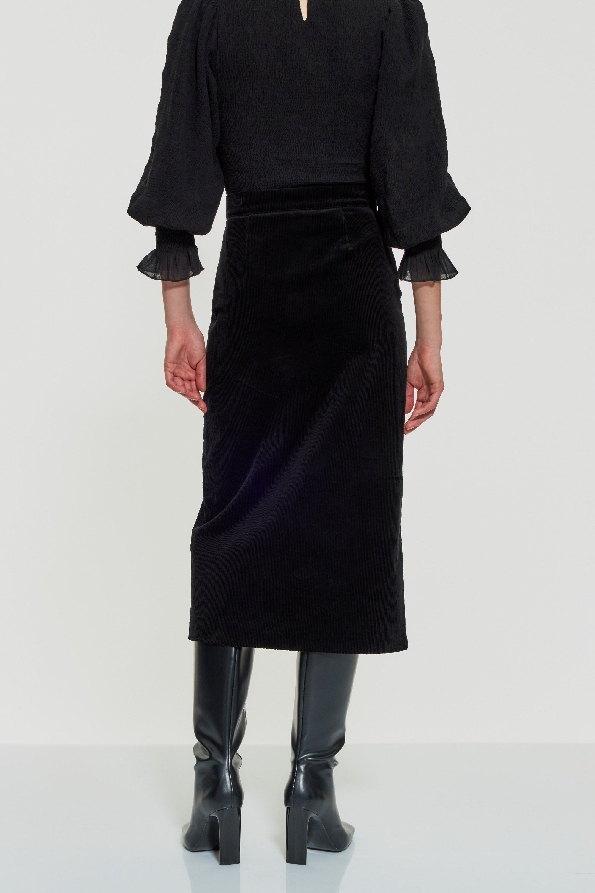 Tilda velvet midi skirt