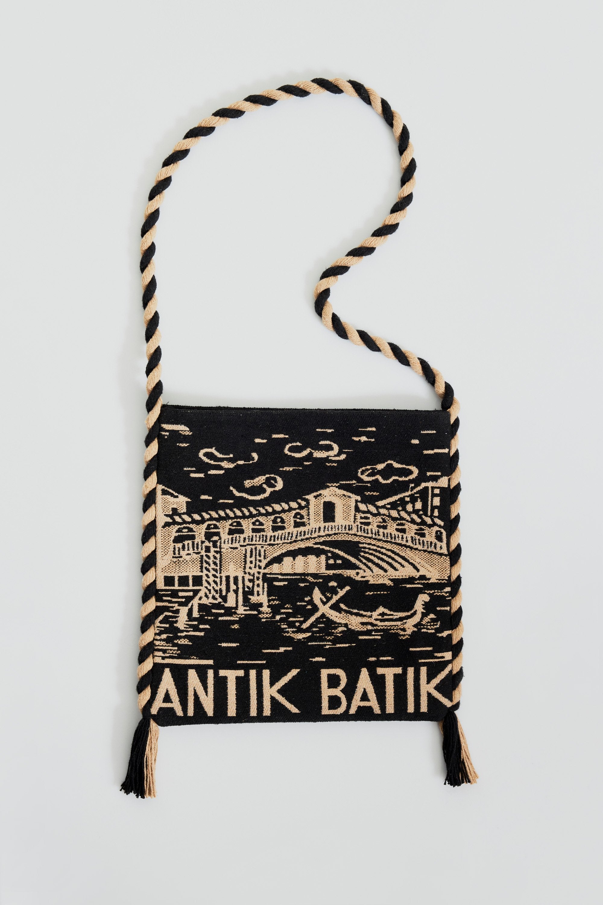 Venise woven bag
